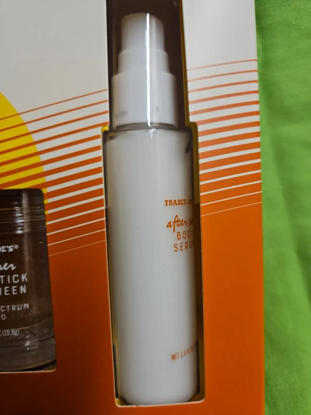 Trader Joe’s Glow Anywhere Sun Care Set Shimmer Oil + Glow Stick EXP 04/26 READ
